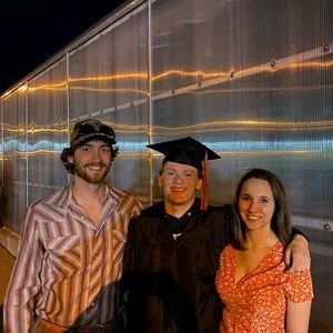 Meet your Posher, Hunter